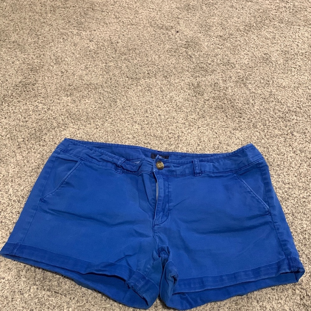 American eagle midi shorts in cobalt blue